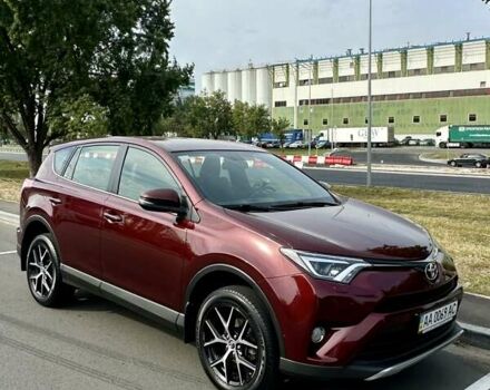 Красный Тойота РАВ 4, объемом двигателя 1.99 л и пробегом 100 тыс. км за 22500 $, фото 1 на Automoto.ua