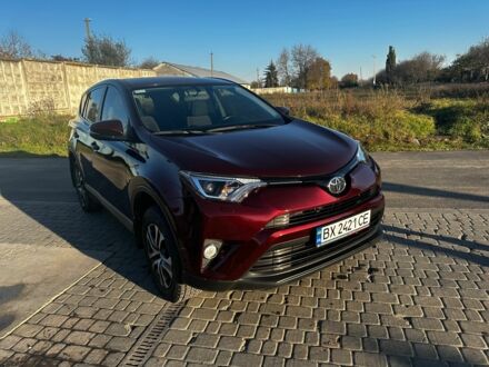 Тойота РАВ 4 2017 у Каменце-Подольском на Automoto.ua Червоний Тойота РАВ 4, об'ємом двигуна 2 л та пробігом 63 тис. км за 21000 $, фото 1 на Automoto.ua
