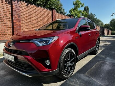 Тойота РАВ 4 2018 в Буче на Automoto.ua Красный Тойота РАВ 4, объемом двигателя 2.5 л и пробегом 103 тыс. км за 25500 $, фото 1 на Automoto.ua