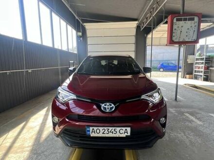 Тойота РАВ 4 2018 у Ужгороді на Automoto.ua Червоний Тойота РАВ 4, об'ємом двигуна 2.49 л та пробігом 98 тис. км за 26500 $, фото 1 на Automoto.ua