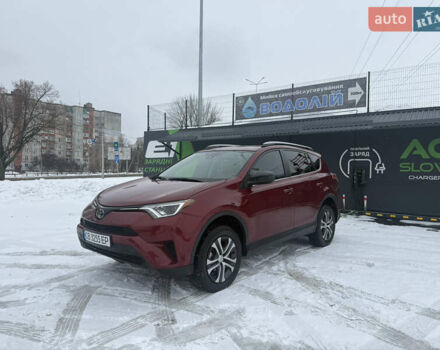 Красный Тойота РАВ 4, объемом двигателя 2.49 л и пробегом 18 тыс. км за 23000 $, фото 1 на Automoto.ua