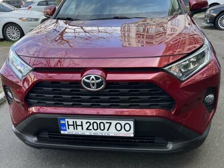 Тойота РАВ 4 2019 в Одессе на Automoto.ua Красный Тойота РАВ 4, объемом двигателя 1.99 л и пробегом 67 тыс. км за 23000 $, фото 1 на Automoto.ua
