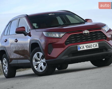 Красный Тойота РАВ 4, объемом двигателя 2.49 л и пробегом 65 тыс. км за 24500 $, фото 1 на Automoto.ua
