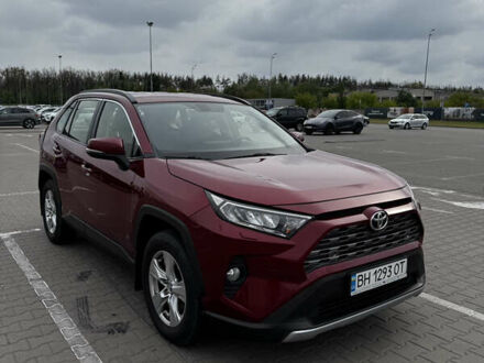 Красный Тойота РАВ 4, объемом двигателя 1.99 л и пробегом 138 тыс. км за 24400 $, фото 1 на Automoto.ua
