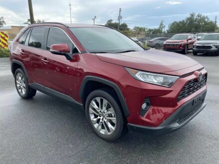 Тойота РАВ 4 2021 в Киеве на Automoto.ua Красный Тойота РАВ 4, объемом двигателя 2.5 л и пробегом 25 тыс. км за 20000 $, фото 1 на Automoto.ua