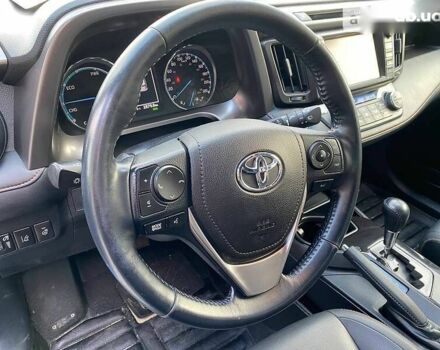 Тойота РАВ 4 2017 у Львові на Automoto.ua Тойота РАВ 4, об'ємом двигуна 2.5 л та пробігом 66 тис. км за 24400 $, фото 13 на Automoto.ua
