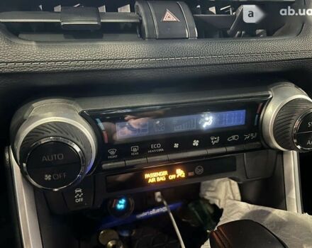 Тойота РАВ 4, об'ємом двигуна 2.5 л та пробігом 52 тис. км за 33500 $, фото 12 на Automoto.ua