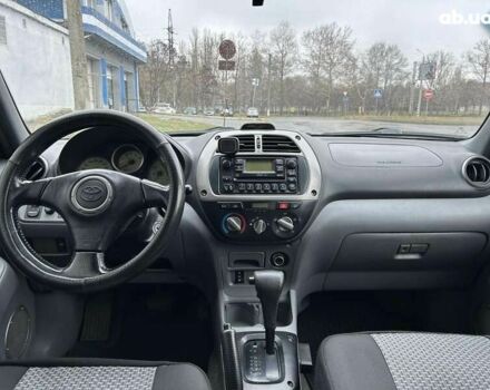 Тойота РАВ 4, объемом двигателя 2 л и пробегом 309 тыс. км за 6999 $, фото 10 на Automoto.ua