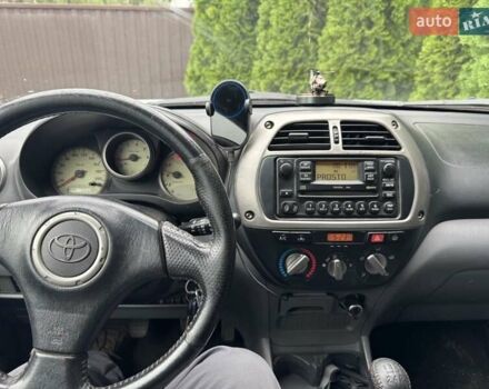 Тойота РАВ 4, объемом двигателя 2 л и пробегом 327 тыс. км за 5000 $, фото 7 на Automoto.ua
