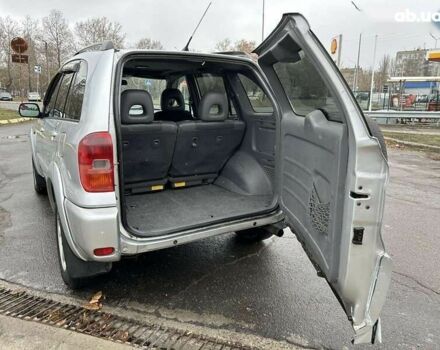 Тойота РАВ 4, объемом двигателя 2 л и пробегом 309 тыс. км за 6999 $, фото 6 на Automoto.ua