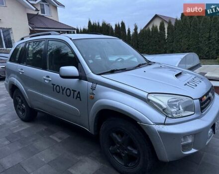 Тойота РАВ 4, объемом двигателя 2 л и пробегом 327 тыс. км за 5000 $, фото 3 на Automoto.ua