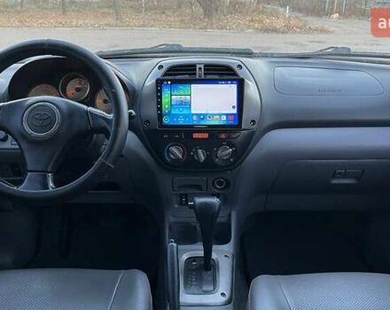 Тойота РАВ 4, объемом двигателя 2 л и пробегом 262 тыс. км за 6700 $, фото 12 на Automoto.ua