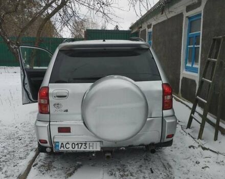 Тойота РАВ 4, объемом двигателя 2 л и пробегом 309 тыс. км за 7200 $, фото 3 на Automoto.ua