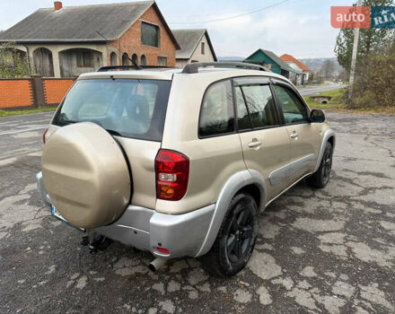 Тойота РАВ 4, объемом двигателя 2 л и пробегом 219 тыс. км за 7500 $, фото 5 на Automoto.ua