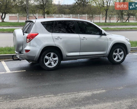 Тойота РАВ 4, объемом двигателя 2.2 л и пробегом 306 тыс. км за 10600 $, фото 5 на Automoto.ua