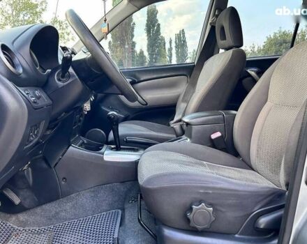Тойота РАВ 4, объемом двигателя 2.4 л и пробегом 280 тыс. км за 7400 $, фото 15 на Automoto.ua
