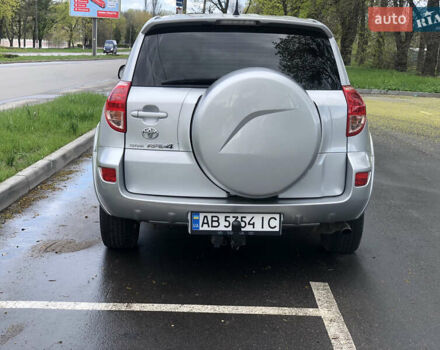 Тойота РАВ 4, объемом двигателя 2.2 л и пробегом 306 тыс. км за 10600 $, фото 2 на Automoto.ua