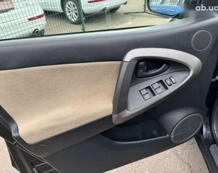 Тойота РАВ 4, объемом двигателя 0 л и пробегом 372 тыс. км за 8490 $, фото 14 на Automoto.ua