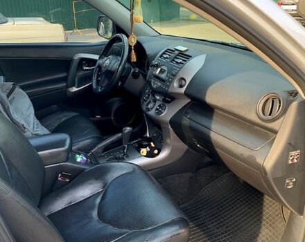 Тойота РАВ 4, объемом двигателя 2 л и пробегом 148 тыс. км за 11000 $, фото 6 на Automoto.ua