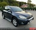 Тойота РАВ 4, объемом двигателя 2 л и пробегом 220 тыс. км за 10000 $, фото 1 на Automoto.ua