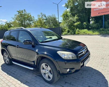 Тойота РАВ 4, об'ємом двигуна 2.23 л та пробігом 209 тис. км за 9300 $, фото 2 на Automoto.ua