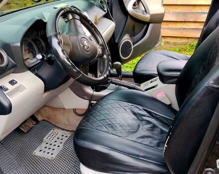 Тойота РАВ 4, объемом двигателя 2.4 л и пробегом 280 тыс. км за 7100 $, фото 4 на Automoto.ua