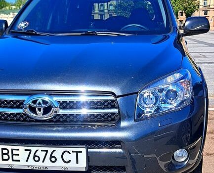 Тойота РАВ 4, объемом двигателя 2.2 л и пробегом 215 тыс. км за 11500 $, фото 1 на Automoto.ua