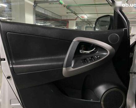 Тойота РАВ 4, объемом двигателя 2.2 л и пробегом 173 тыс. км за 11500 $, фото 21 на Automoto.ua