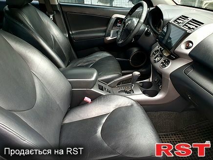 Тойота РАВ 4, объемом двигателя 2 л и пробегом 251 тыс. км за 9500 $, фото 3 на Automoto.ua