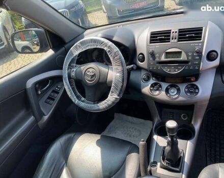 Тойота РАВ 4, объемом двигателя 2.2 л и пробегом 178 тыс. км за 10200 $, фото 9 на Automoto.ua