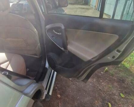 Тойота РАВ 4, объемом двигателя 2.4 л и пробегом 173 тыс. км за 11000 $, фото 13 на Automoto.ua