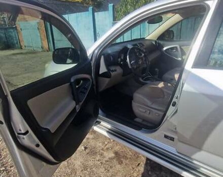 Тойота РАВ 4, объемом двигателя 2.4 л и пробегом 173 тыс. км за 11000 $, фото 9 на Automoto.ua