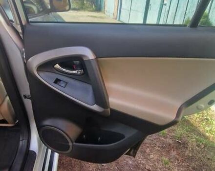 Тойота РАВ 4, объемом двигателя 2.4 л и пробегом 173 тыс. км за 11000 $, фото 15 на Automoto.ua