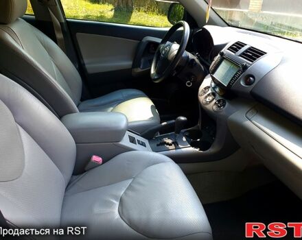 Тойота РАВ 4, объемом двигателя 2.4 л и пробегом 234 тыс. км за 9000 $, фото 3 на Automoto.ua