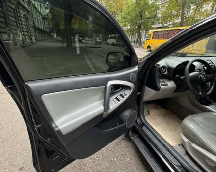 Тойота РАВ 4, объемом двигателя 2.4 л и пробегом 212 тыс. км за 9200 $, фото 6 на Automoto.ua