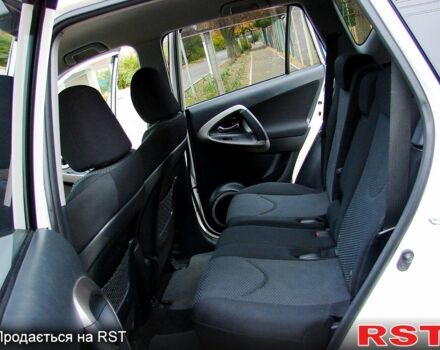 Тойота РАВ 4, объемом двигателя 2 л и пробегом 156 тыс. км за 11500 $, фото 12 на Automoto.ua