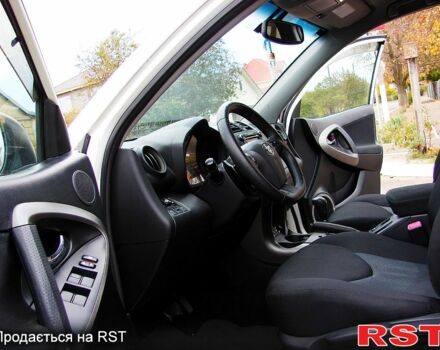 Тойота РАВ 4, объемом двигателя 2 л и пробегом 156 тыс. км за 11500 $, фото 7 на Automoto.ua