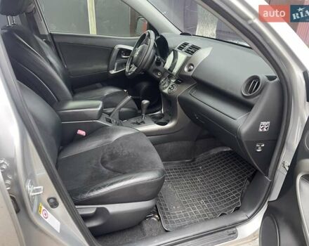 Тойота РАВ 4, объемом двигателя 2 л и пробегом 130 тыс. км за 8750 $, фото 8 на Automoto.ua