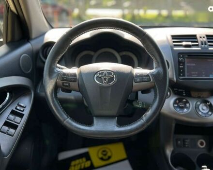 Тойота РАВ 4, объемом двигателя 2.2 л и пробегом 180 тыс. км за 15699 $, фото 13 на Automoto.ua