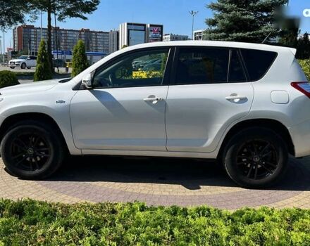 Тойота РАВ 4, объемом двигателя 2.2 л и пробегом 180 тыс. км за 15699 $, фото 3 на Automoto.ua