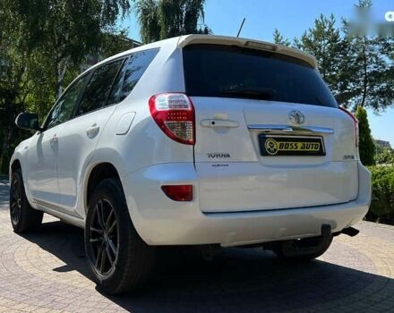 Тойота РАВ 4, объемом двигателя 2.2 л и пробегом 180 тыс. км за 15699 $, фото 4 на Automoto.ua