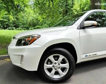 Тойота РАВ 4, об'ємом двигуна 0 л та пробігом 190 тис. км за 8990 $, фото 4 на Automoto.ua