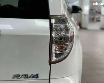 Тойота РАВ 4 2013 в Киеве на Automoto.ua Тойота РАВ 4, объемом двигателя 0 л и пробегом 238 тыс. км за 8500 $, фото 11 на Automoto.ua