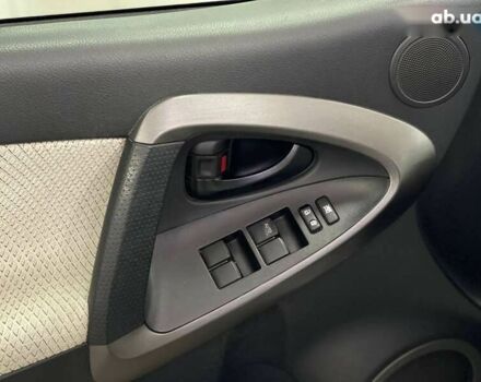 Тойота РАВ 4 2013 в Киеве на Automoto.ua Тойота РАВ 4, объемом двигателя 0 л и пробегом 238 тыс. км за 8500 $, фото 26 на Automoto.ua
