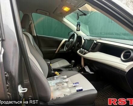 Тойота РАВ 4, объемом двигателя 2.4 л и пробегом 220 тыс. км за 14500 $, фото 4 на Automoto.ua