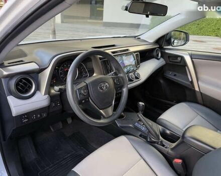 Тойота РАВ 4, об'ємом двигуна 0 л та пробігом 126 тис. км за 16800 $, фото 12 на Automoto.ua