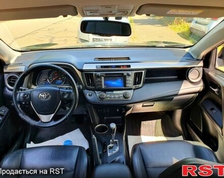 Тойота РАВ 4, объемом двигателя 2.2 л и пробегом 175 тыс. км за 14000 $, фото 4 на Automoto.ua