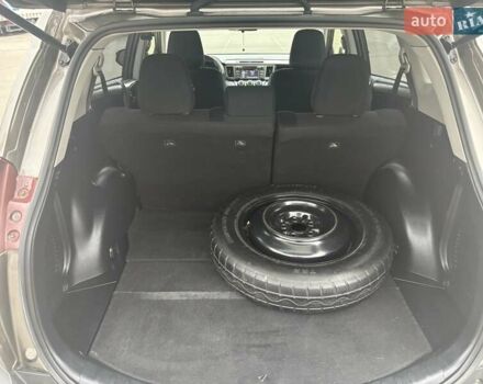 Тойота РАВ 4, объемом двигателя 2.5 л и пробегом 215 тыс. км за 13850 $, фото 9 на Automoto.ua