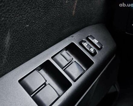 Тойота РАВ 4 2015 у Києві на Automoto.ua Тойота РАВ 4, об'ємом двигуна 0 л та пробігом 156 тис. км за 14690 $, фото 15 на Automoto.ua