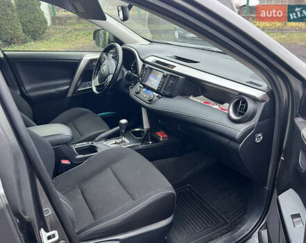 Тойота РАВ 4, об'ємом двигуна 1.99 л та пробігом 137 тис. км за 17600 $, фото 13 на Automoto.ua